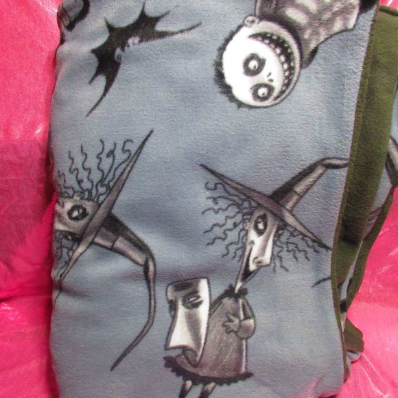Nightmare Before Christmas Lock, Shock & Barrel 88" x 58" Fleece Blanket - Picture 1 of 3